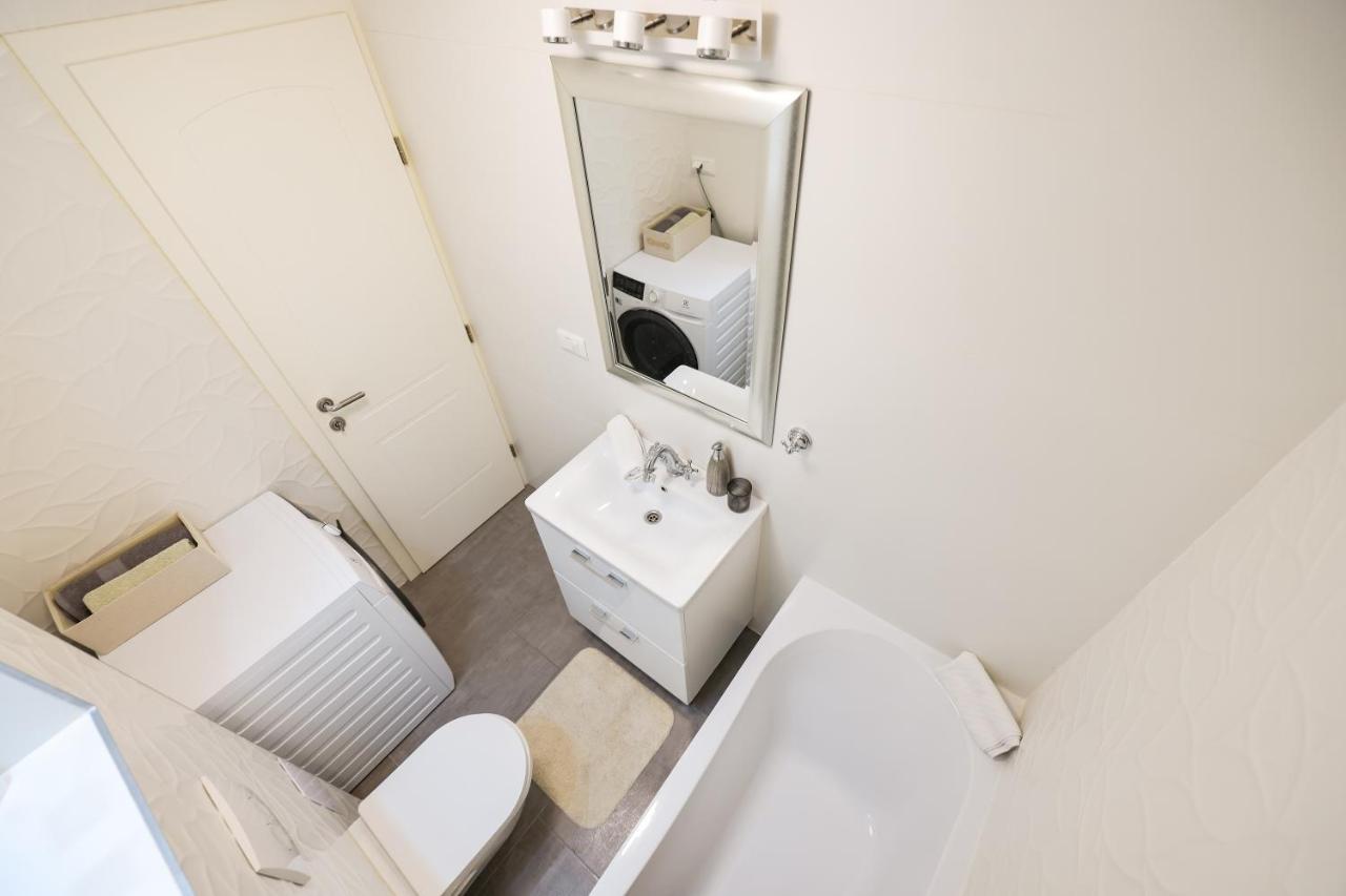 Two Bedroom Apartment With A Balcony Relja Zadar Luaran gambar